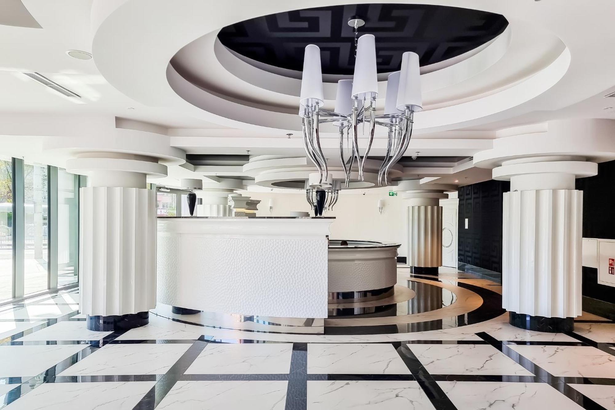 Hanza Tower Apartment No. 524 - Swimming Pool, Jacuzzi, Balcony Stettin Exterior foto