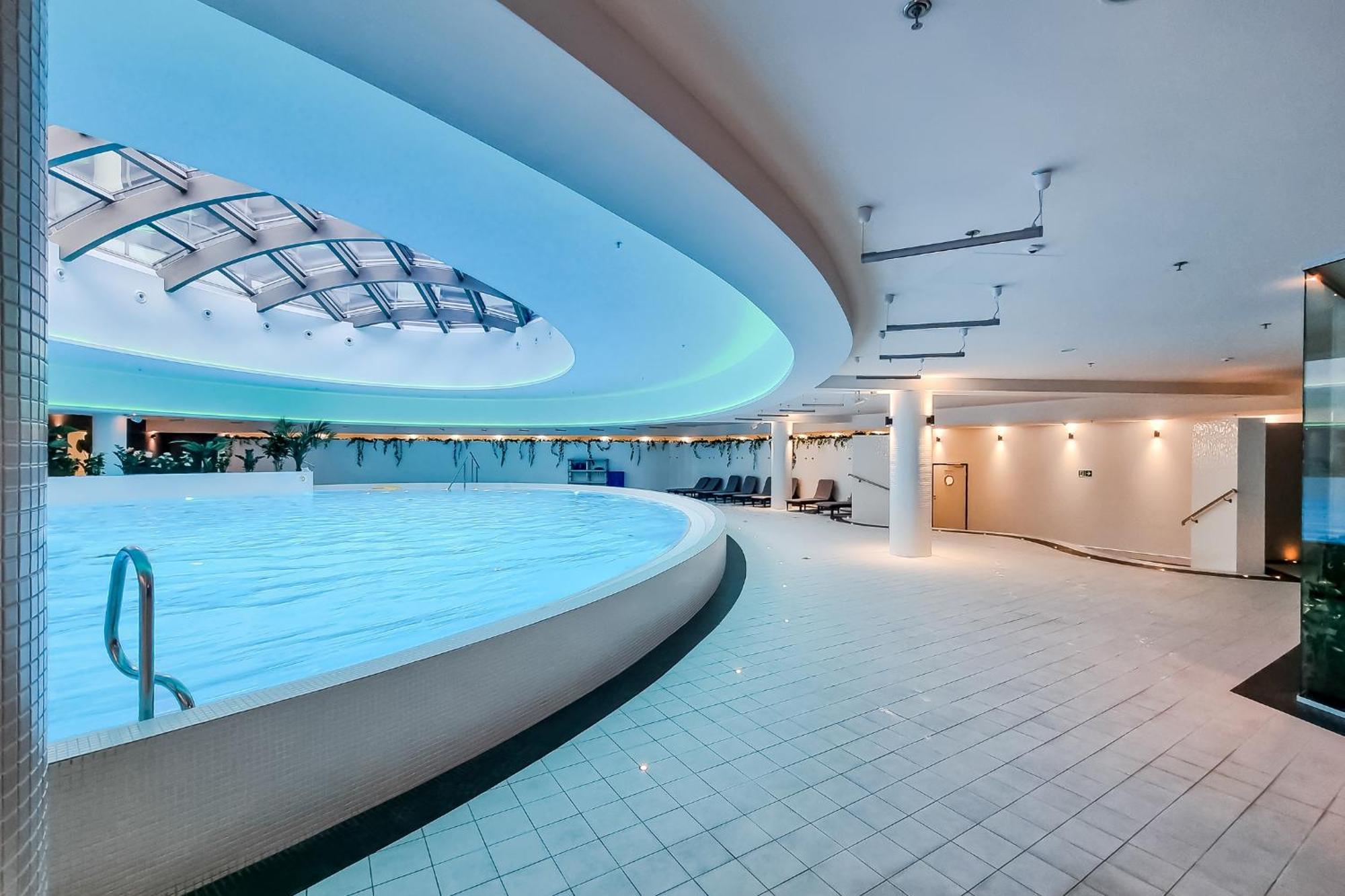 Hanza Tower Apartment No. 524 - Swimming Pool, Jacuzzi, Balcony Stettin Exterior foto