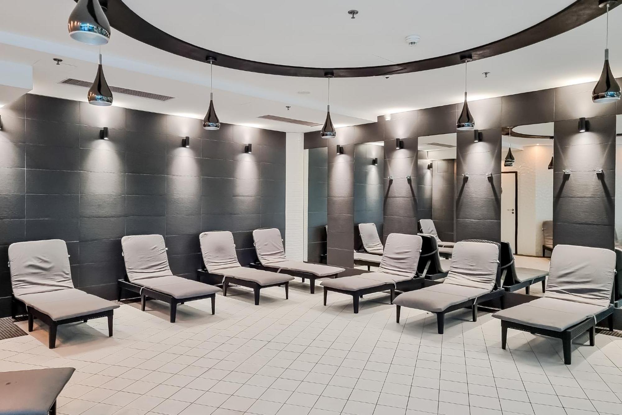 Hanza Tower Apartment No. 524 - Swimming Pool, Jacuzzi, Balcony Stettin Exterior foto