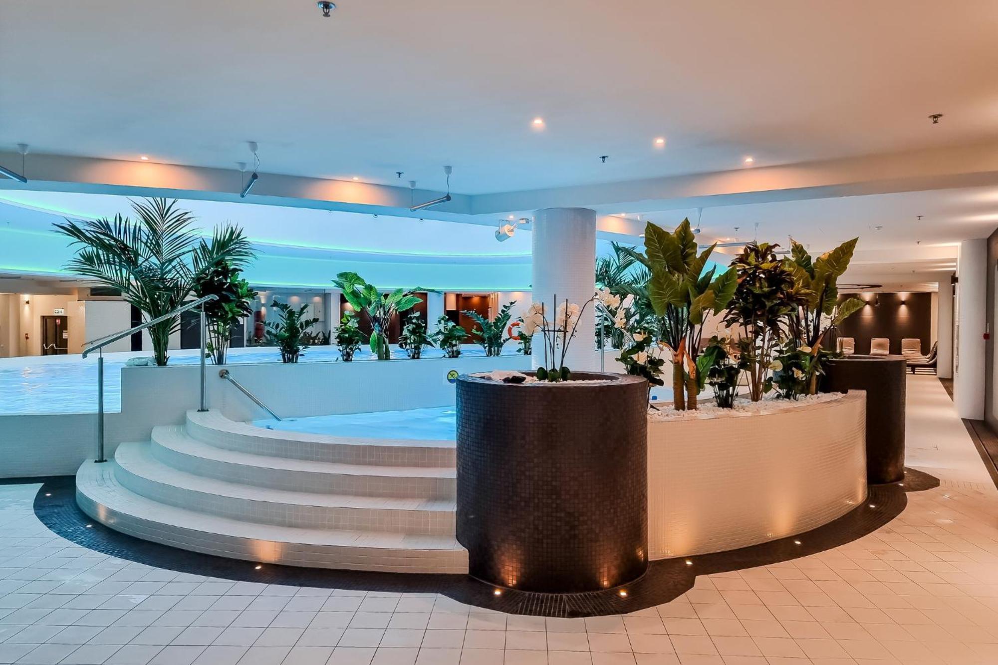 Hanza Tower Apartment No. 524 - Swimming Pool, Jacuzzi, Balcony Stettin Exterior foto